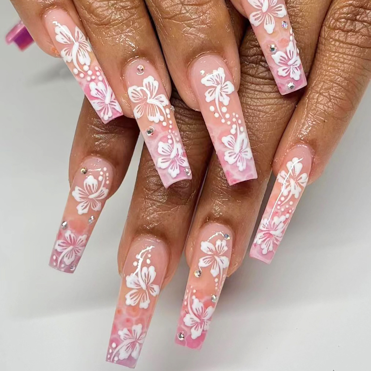 24 Uds. Conjuntos de uñas post - Nail Art French reseña y precio