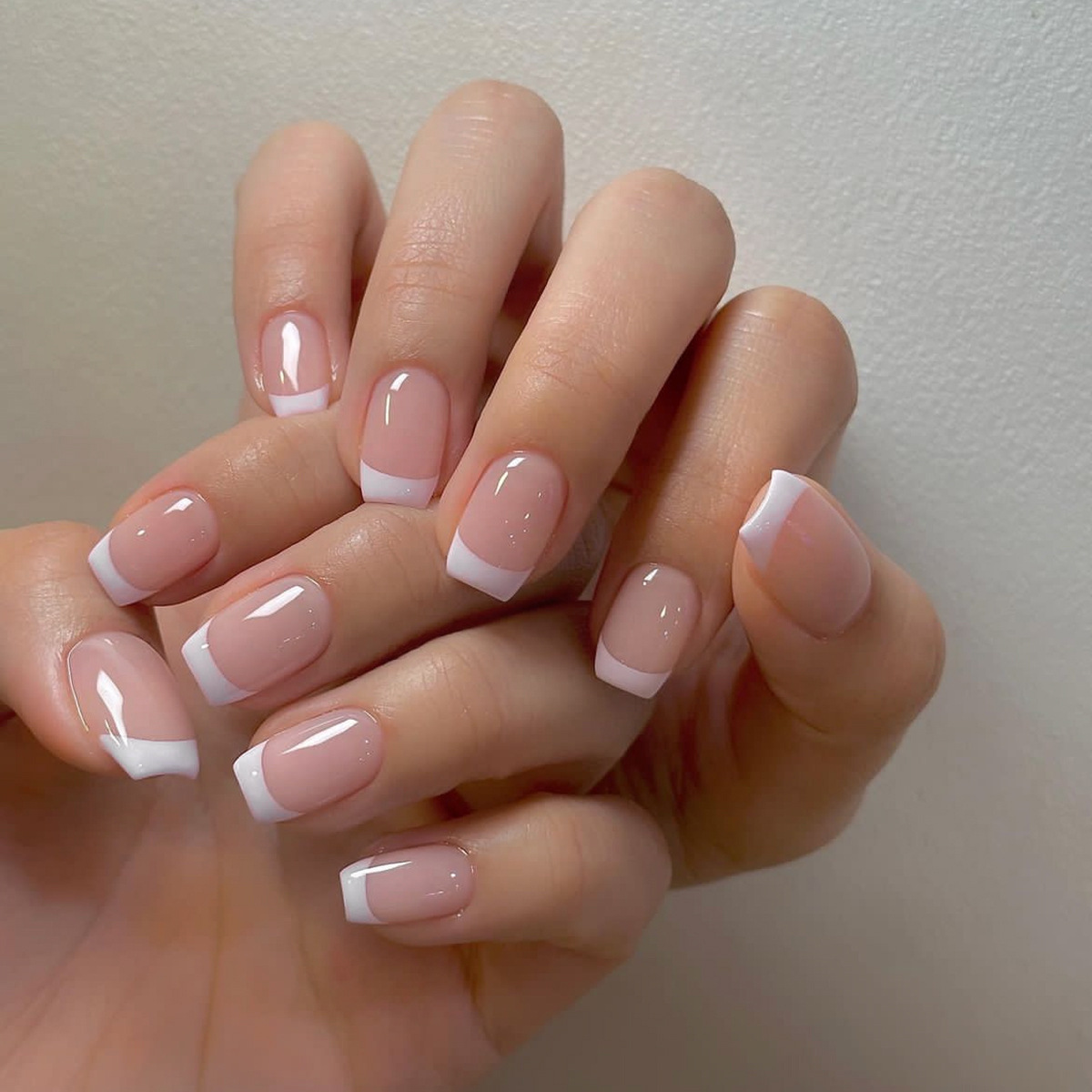 Juego de 24 Uñas Postizas Cort - Nail Art French reseña y precio