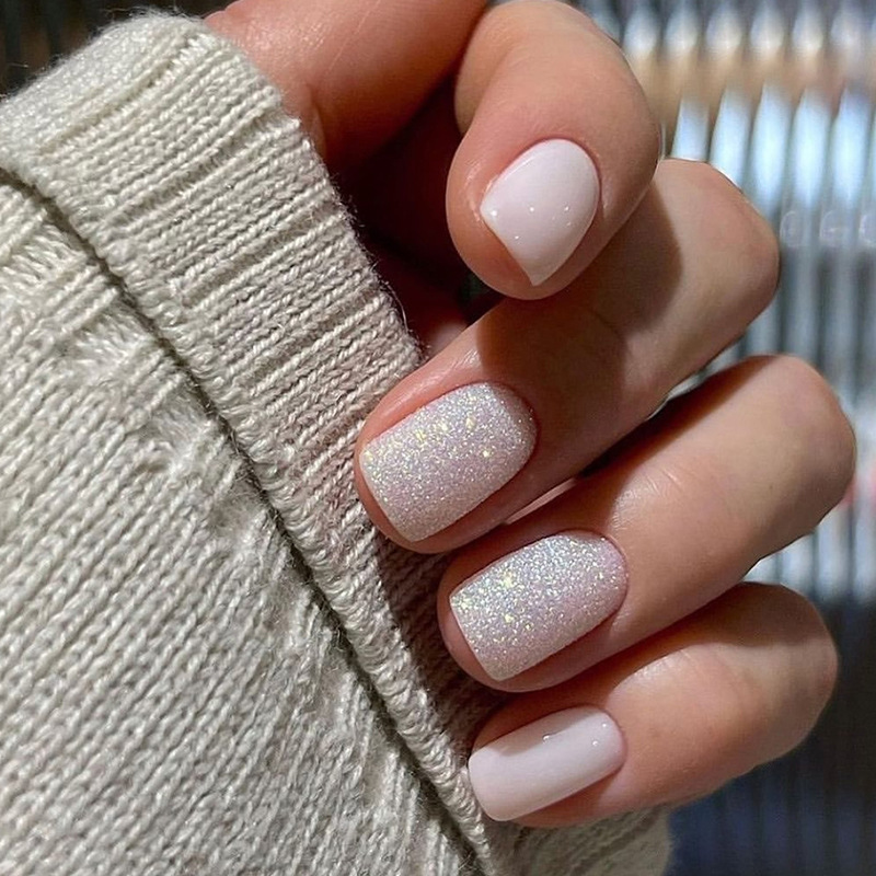Juego de 24 Uñas Postizas Cort - Nail Art French reseña y precio